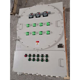 IIC�����������